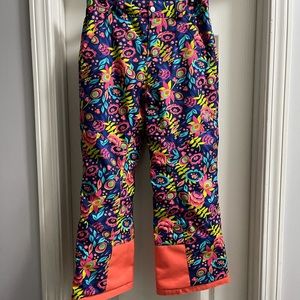 Spyder Girls multicolored ski/snowboard pants.